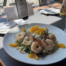 Cibo Salad with Prawns